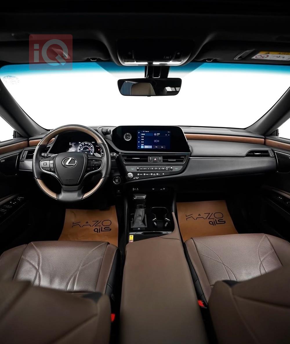 https://cdn.iqcars.io4458b033-7e67-48d8-85ea-a1839b1394c7_7.jpg